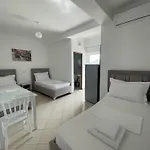 Joni 2* Ksamil