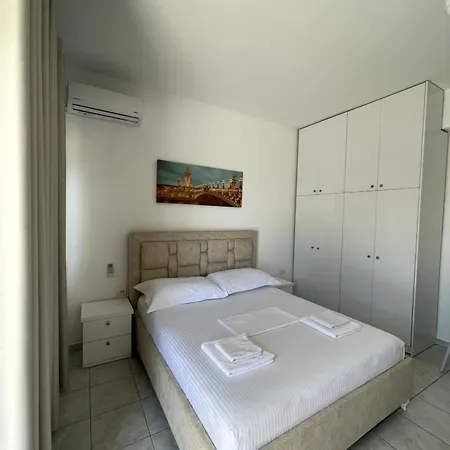 Joni בית הארחה 2*