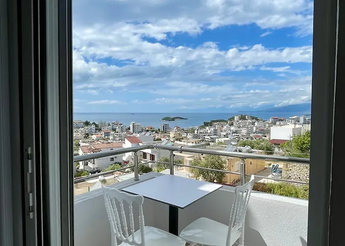 Joni 招待所 卡萨米尔